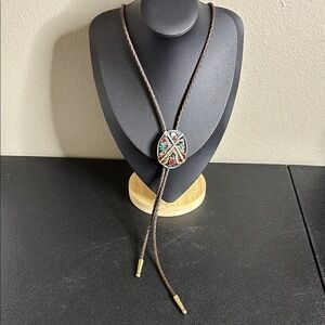 1988 Siskiyou #880605 Buckle Co. Pewter & Enamel Violins & Roses Bolo Tie Brown